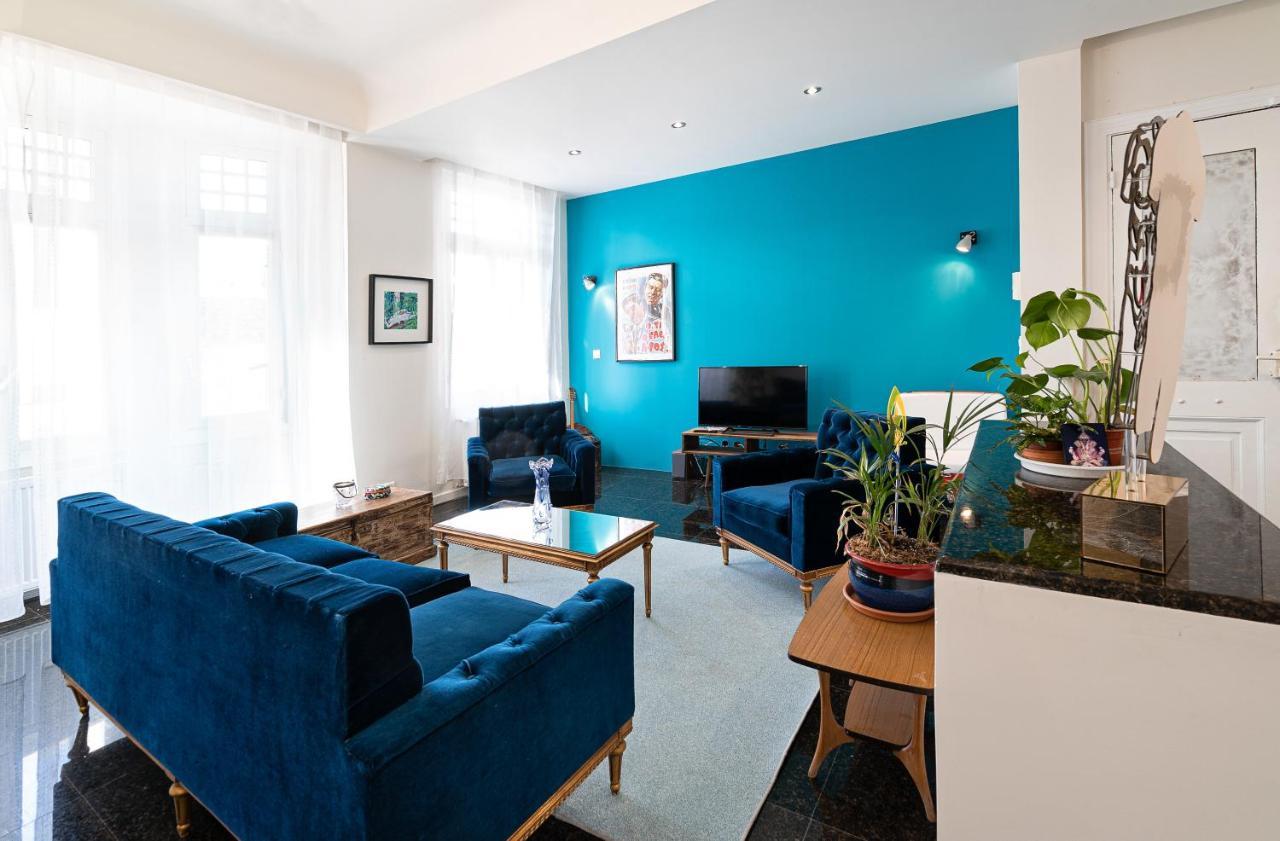 Spacious & Artistic Retro 2Bd Apt With Sauna Athènes Extérieur photo