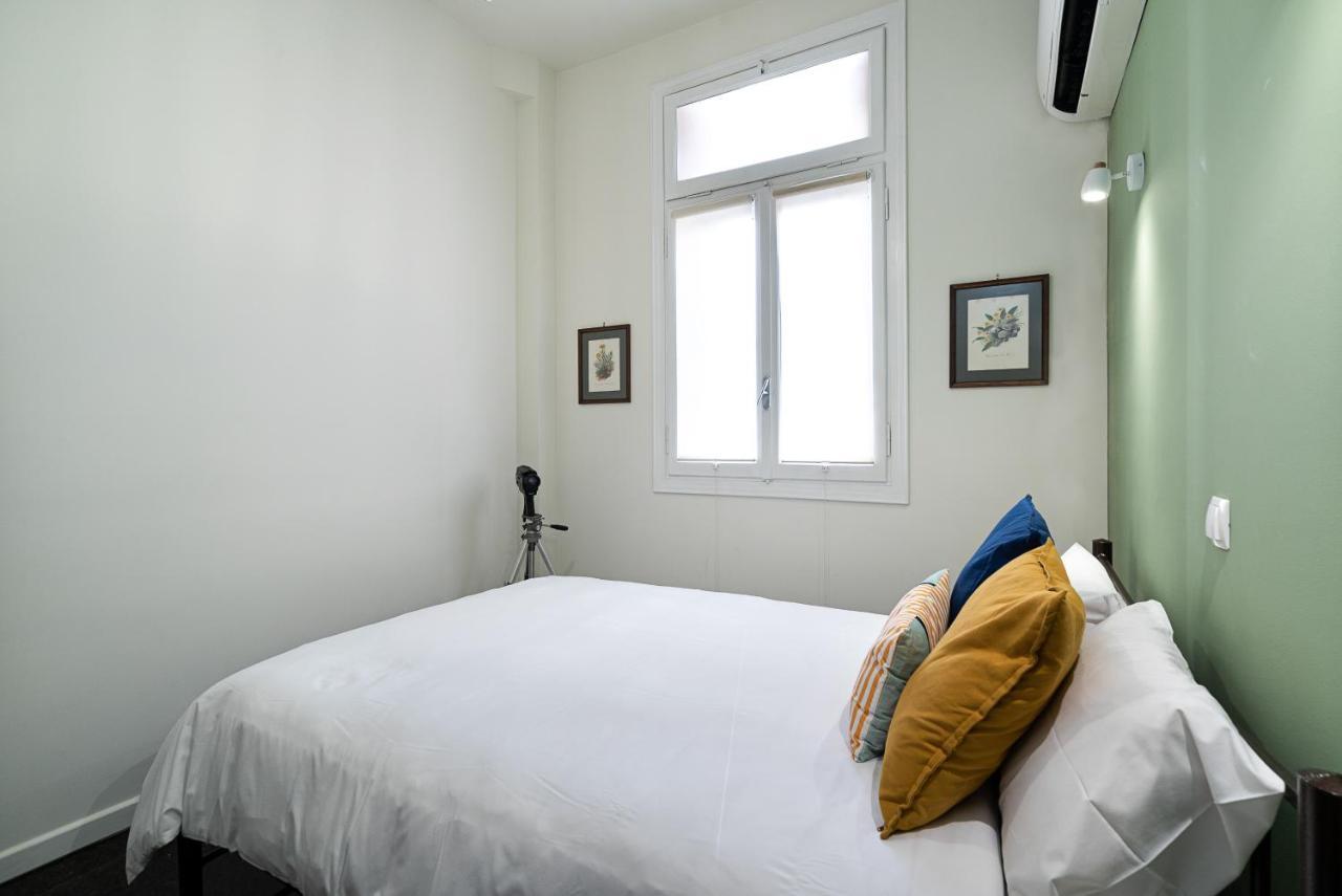 Spacious & Artistic Retro 2Bd Apt With Sauna Athènes Extérieur photo